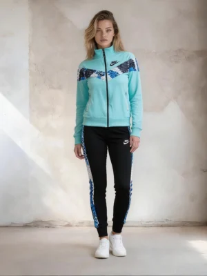 Nike Classic Tirkizno-Crna